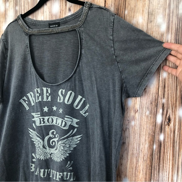 Torrid Grey Embellished "Free Soul" Bold & Beautiful T-Shirt - Picture 4 of 9